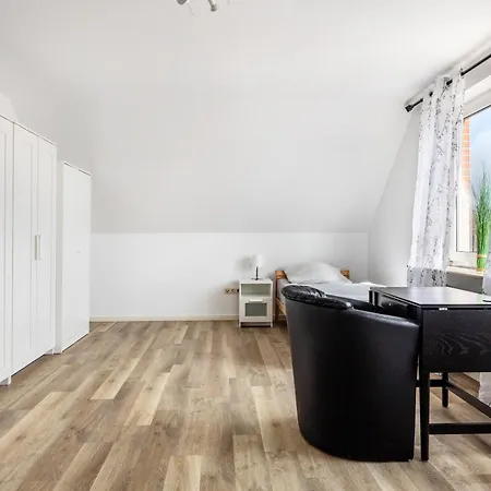 Krautsand Apartment *
